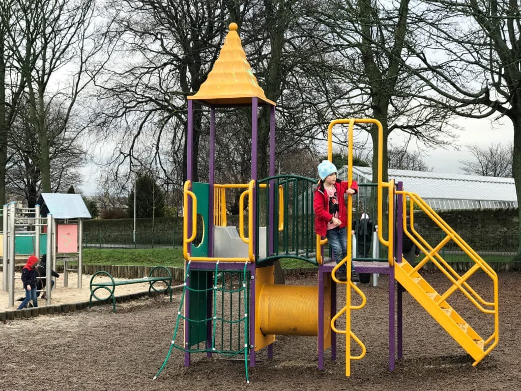 Saughton Public Park and Ground - Image 2