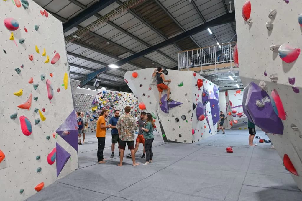 VauxWall West Climbing Centre - Image 2
