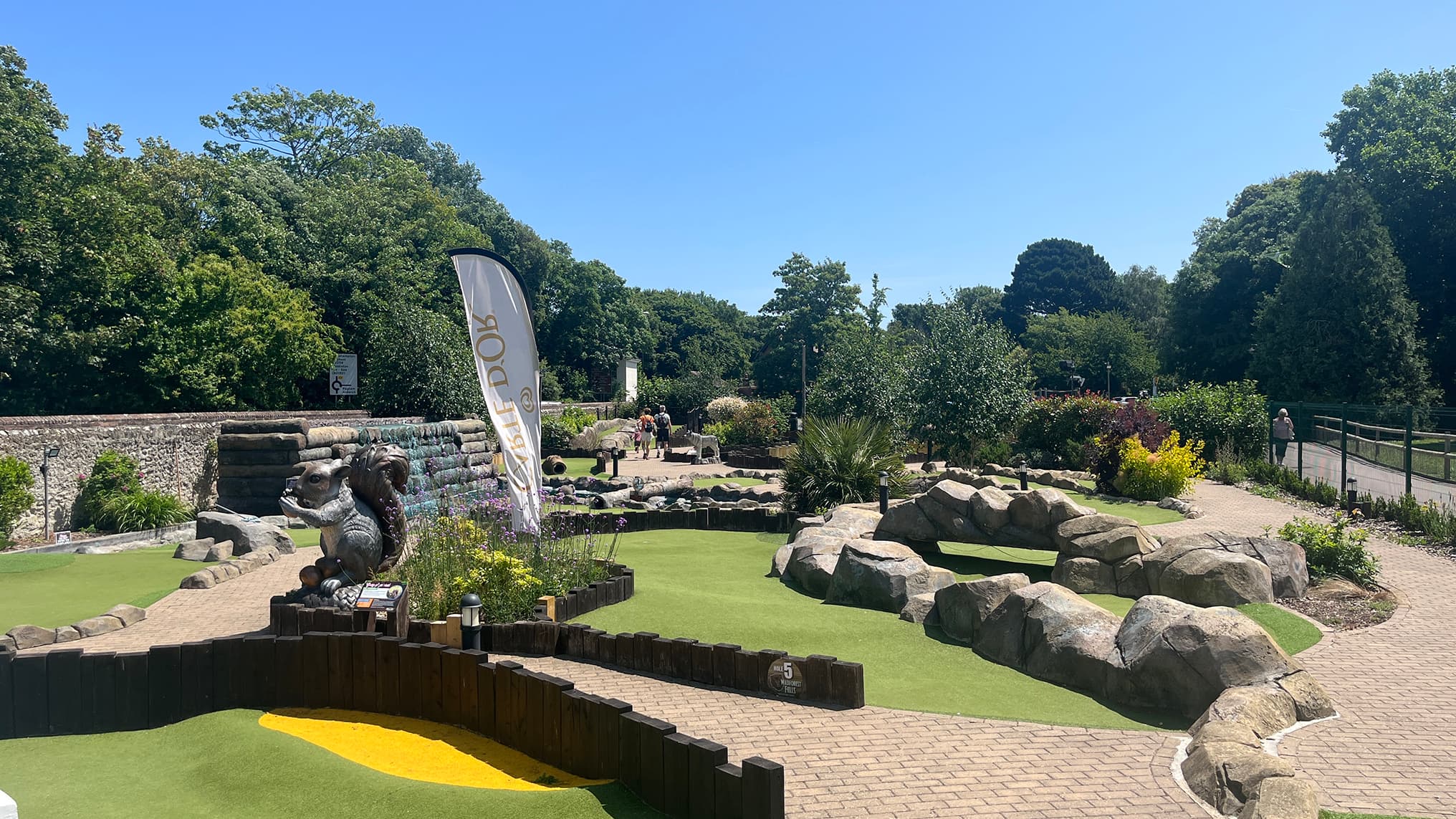 Norfolk Gardens Pitch & Putt - Main view