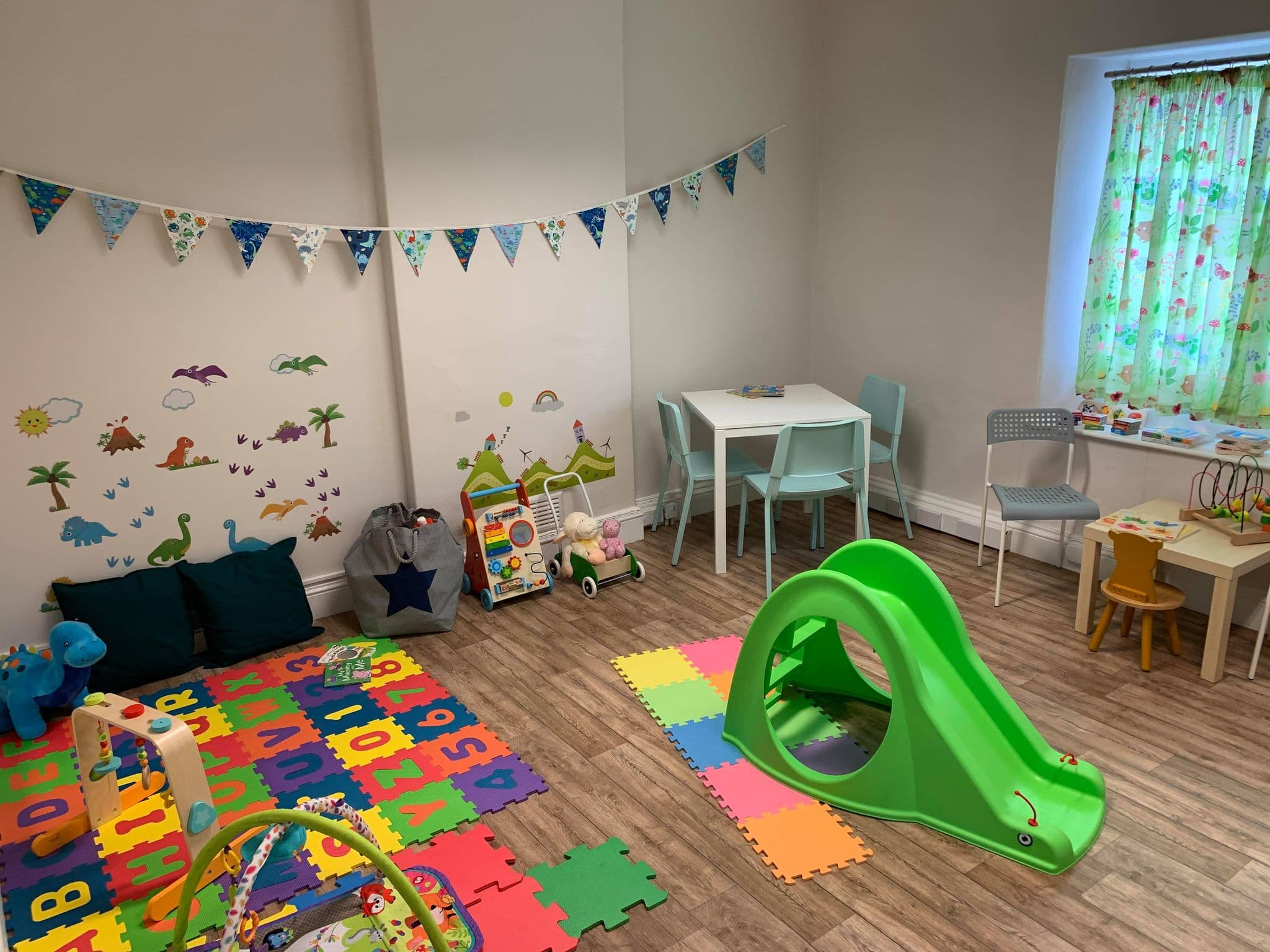 Little Dinos - Main view