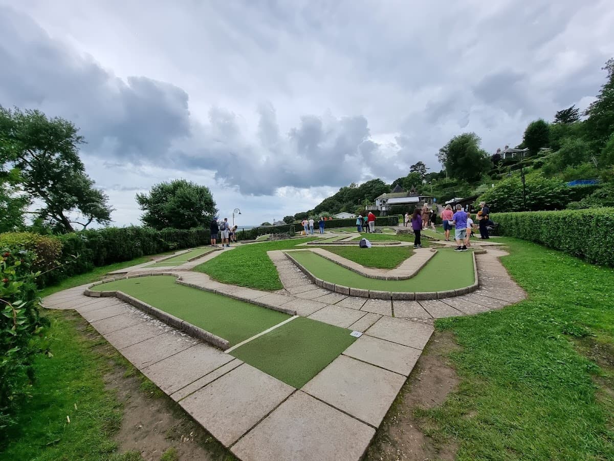 Mini Golf Lyme Regis - Image 1
