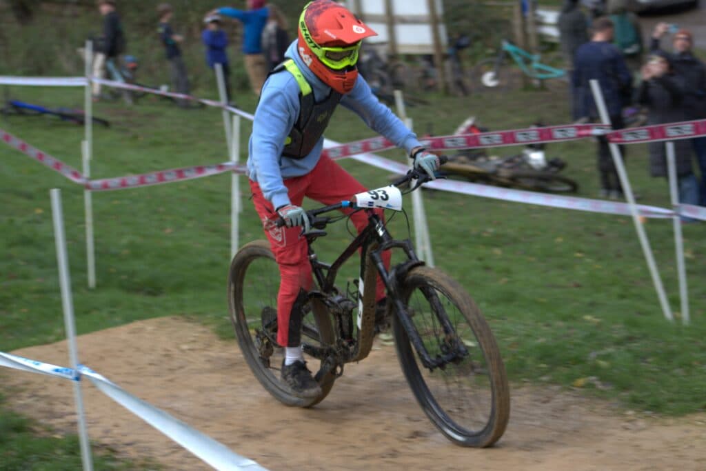 Flyup 417 Bike Park - Image 2