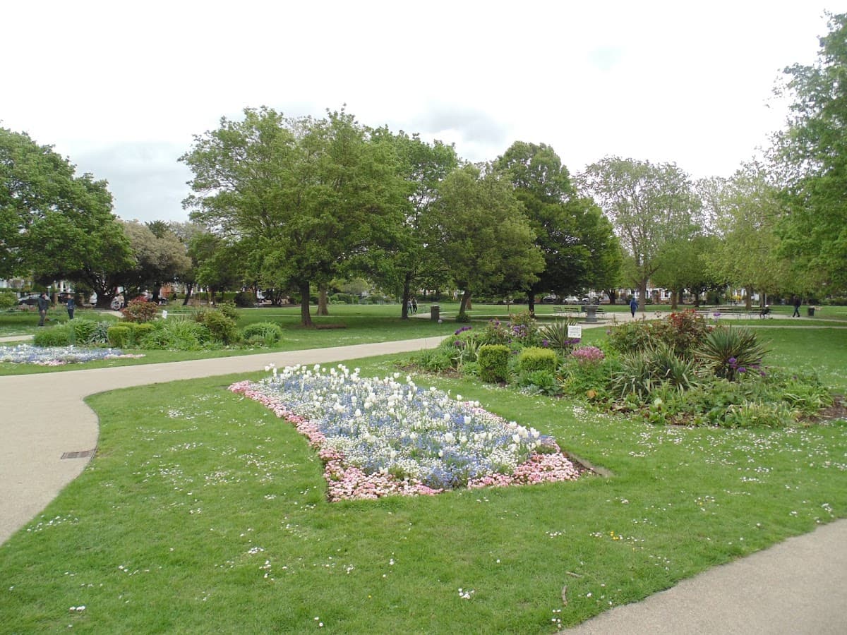 South Park Gardens - Image 2
