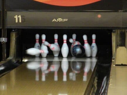 Go Bowling - Image 2