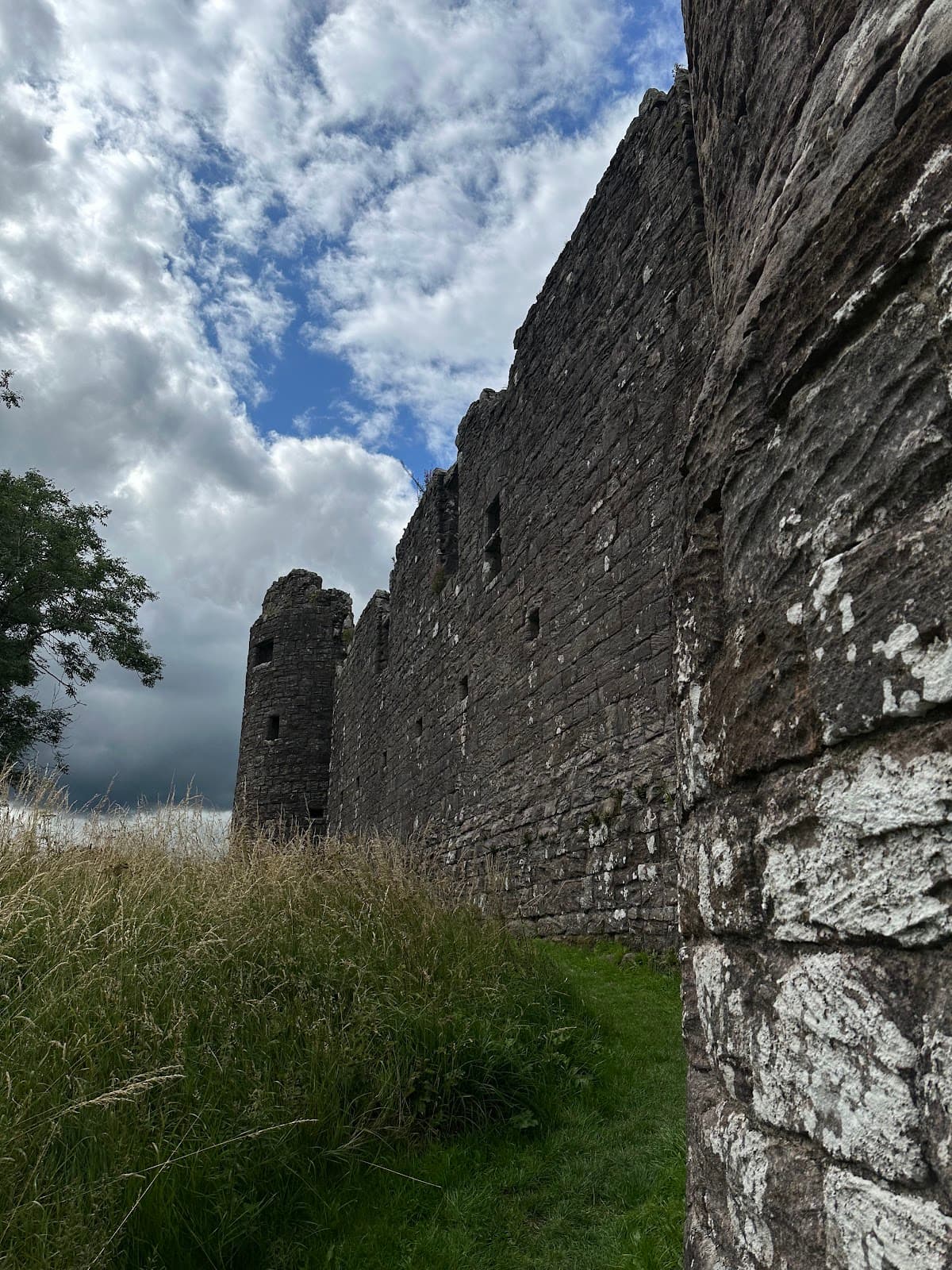 Morton Castle - Image 4