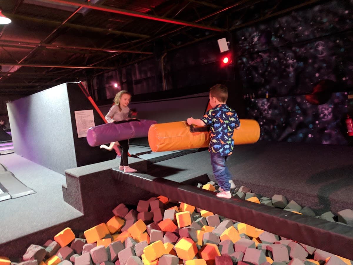 Airbox Bounce Trampoline Park - Image 2