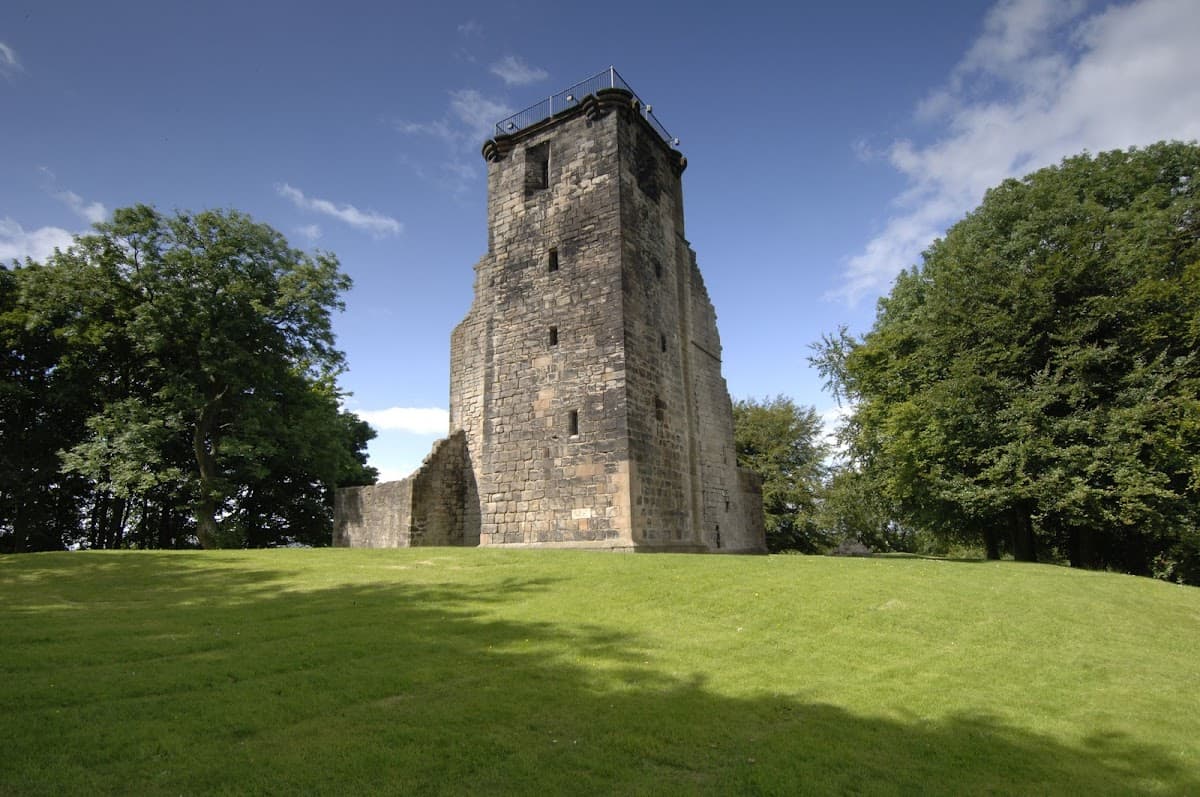 Crookston Castle - Image 1