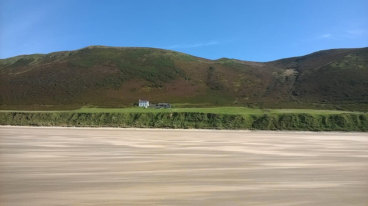 Rhossili bay Beach - Image 2