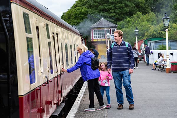 Embsay & Bolton Abbey Steam Railway - (Bolton Abbey, railway station) - Image 3