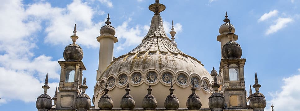Royal Pavilion Gardens - Image 1