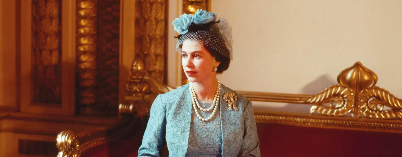 The King's Gallery, Buckingham Palace - Image 4