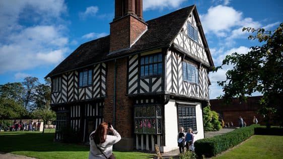 Blakesley Hall Museum - Image 2