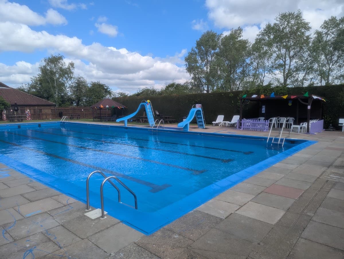Billinghay Swimming Pool - Main view