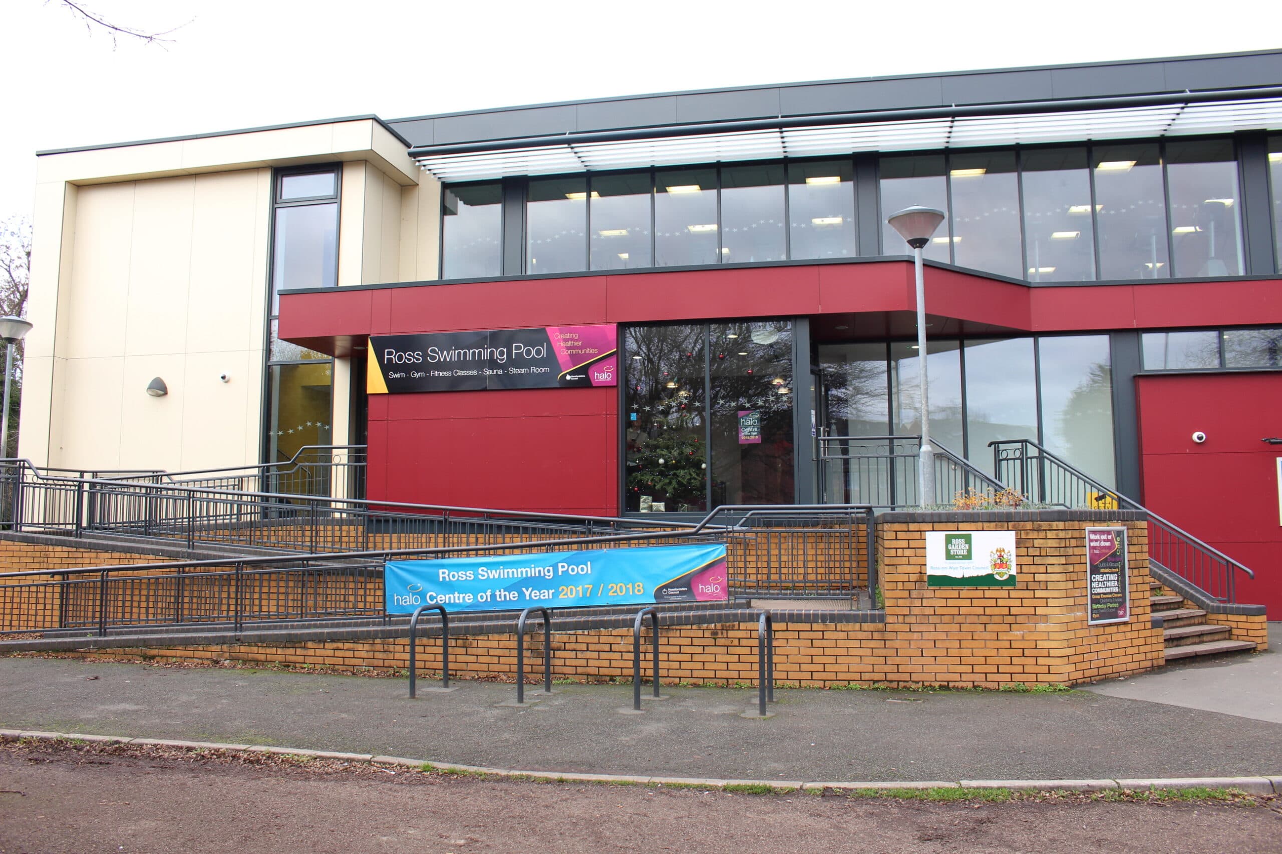 Halo Ross Swimming Pool - Image 2