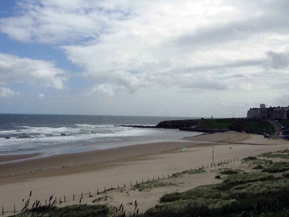 Long Sands Beach - Image 2