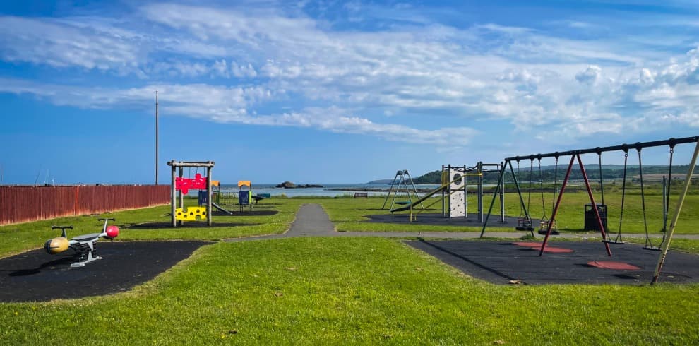 Ayr Beach - Image 5