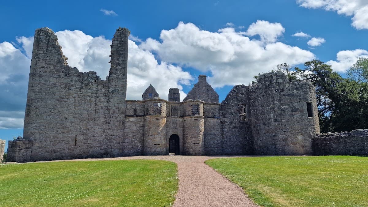 Tolquhon Castle - Main view
