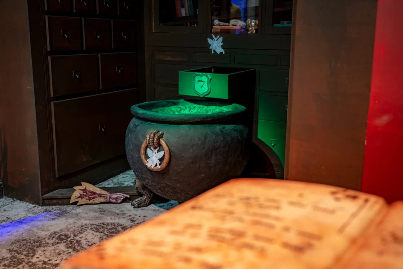 The Hole In Wand - Image 5