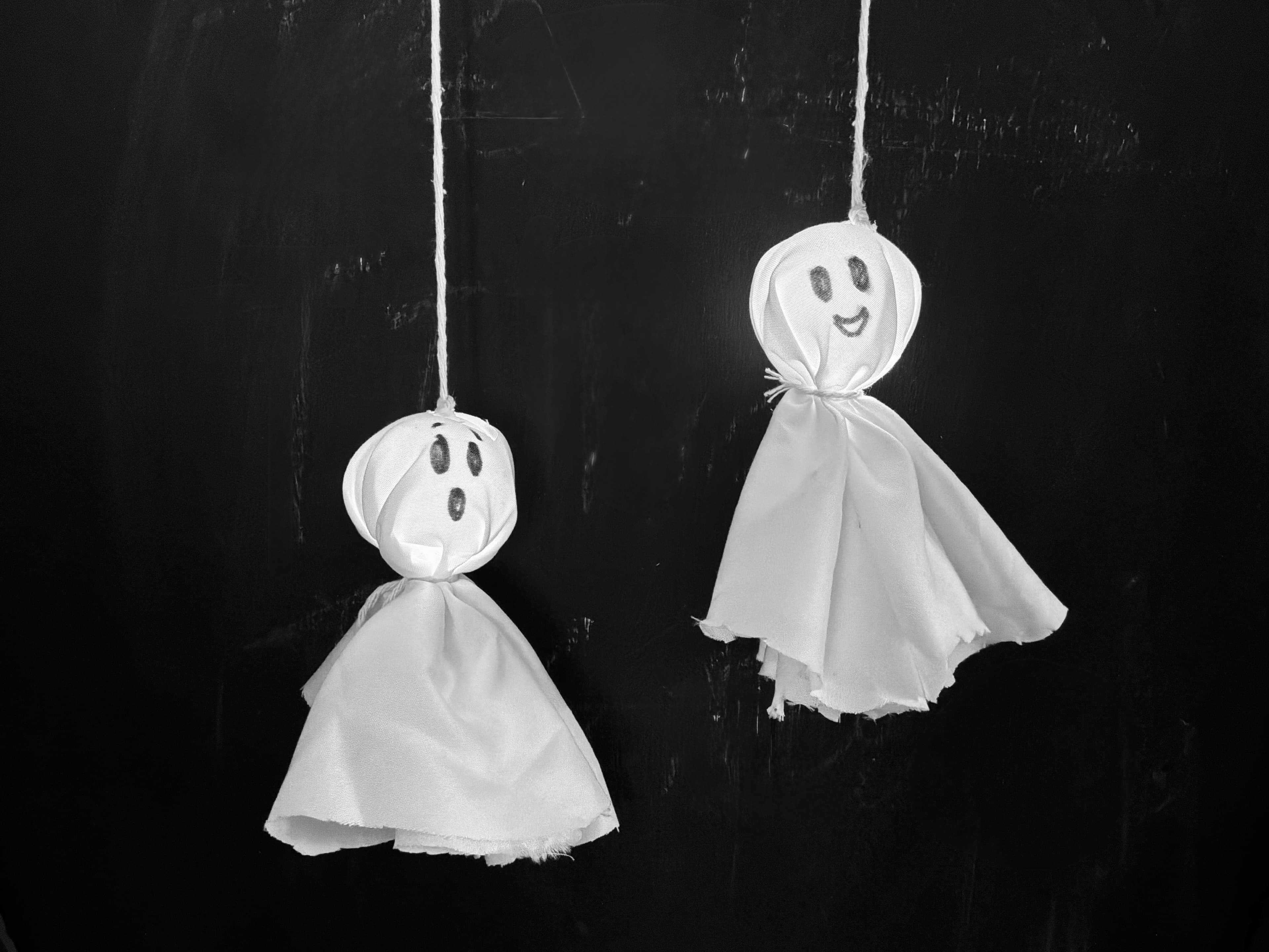 Make, Do and Play: Glowing Ghost Puppets