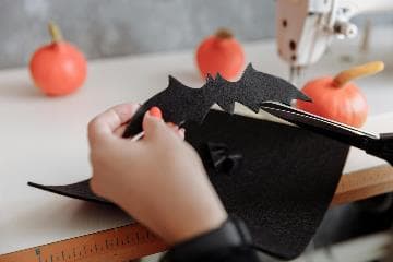 Halloween Craft & Trail