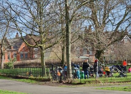 Stay and Play at Myatt's Fields Park