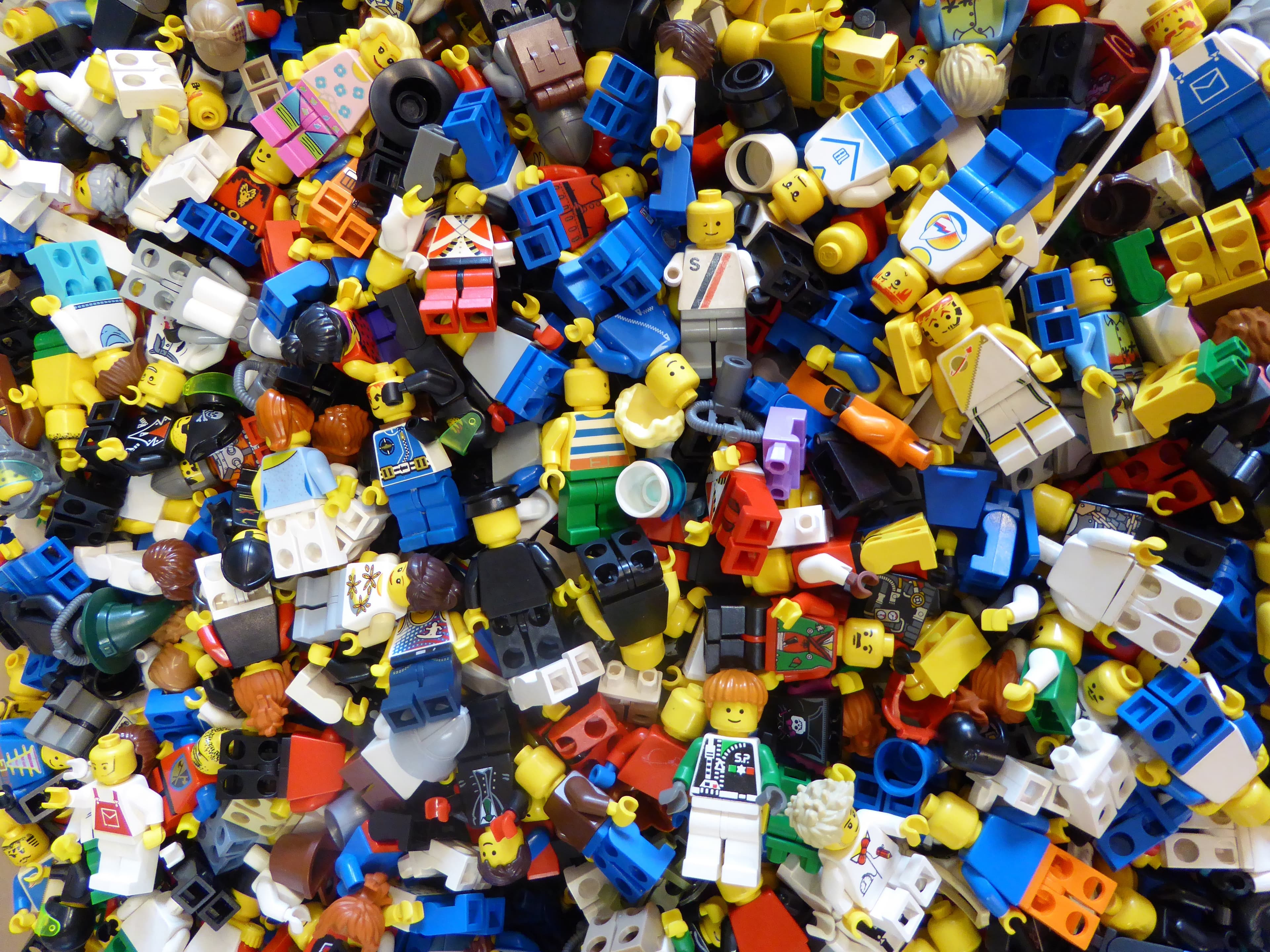 Lego Club