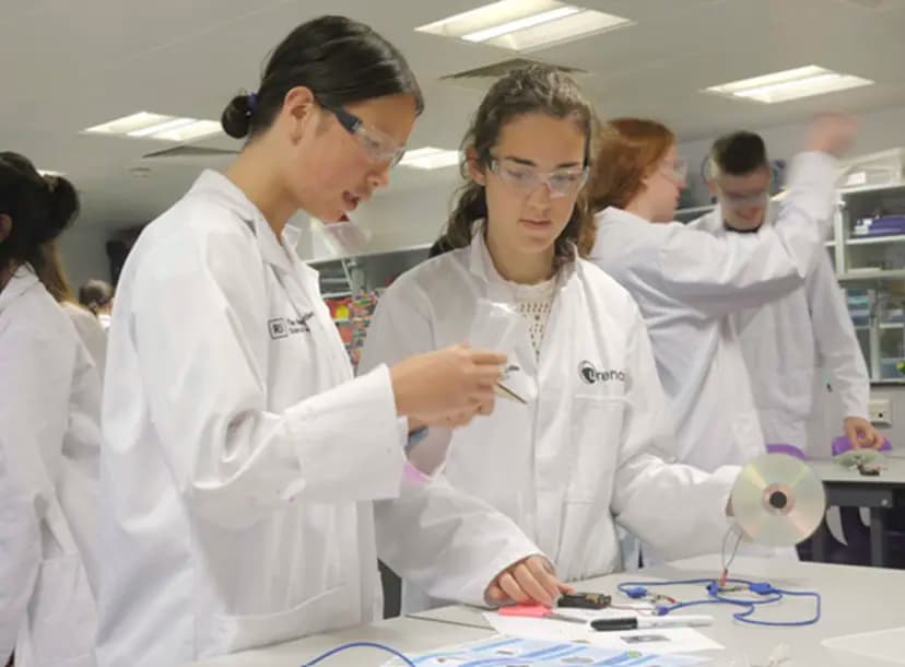 Holiday Workshops: Atoms, Energy, and the Future (Years 10 - 13)