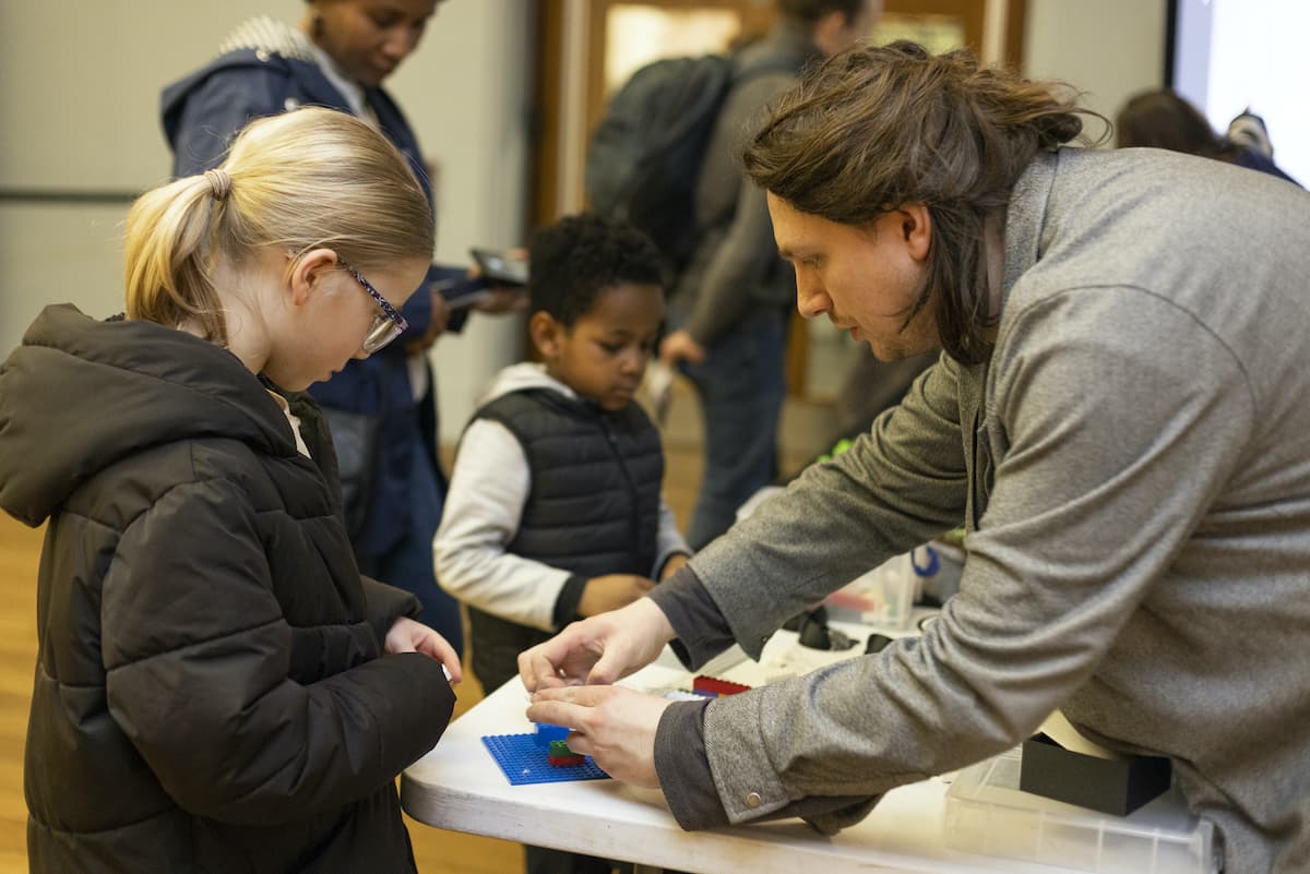 Home Educators Workshop: Meet the Portable Antiquaries team