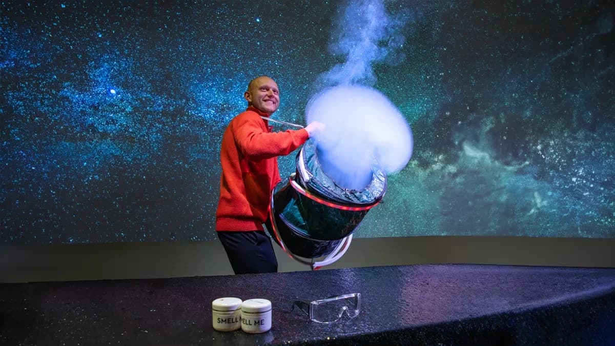 Unboxing the Universe at the National Maritime Museum