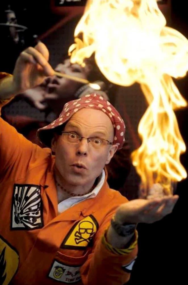 Dr Bunhead's Random Acts of Science Family Show