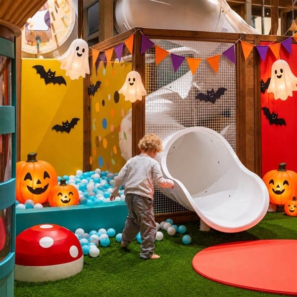 Halloween Fun at Macaroni Penguin
