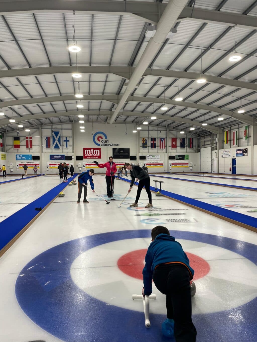 Try Curling at Curl Aberdeen