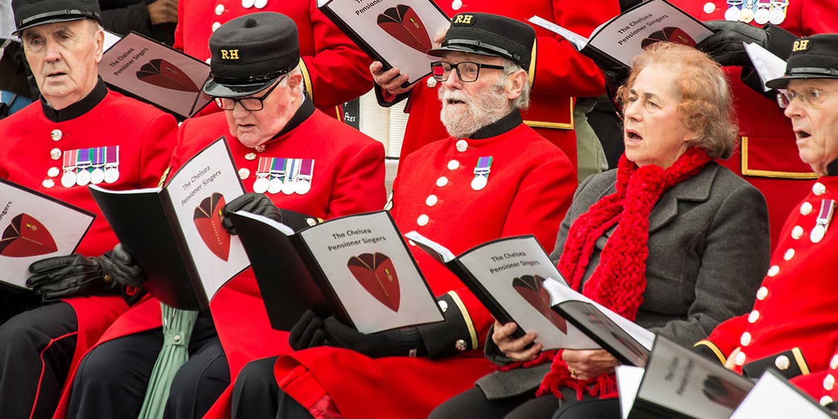 Christmas Carols: The Chelsea Pensioner Singers