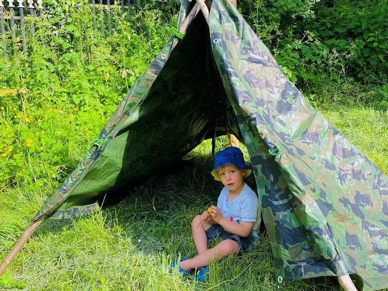 Outdoor Explorers: Conkers and Blackberries