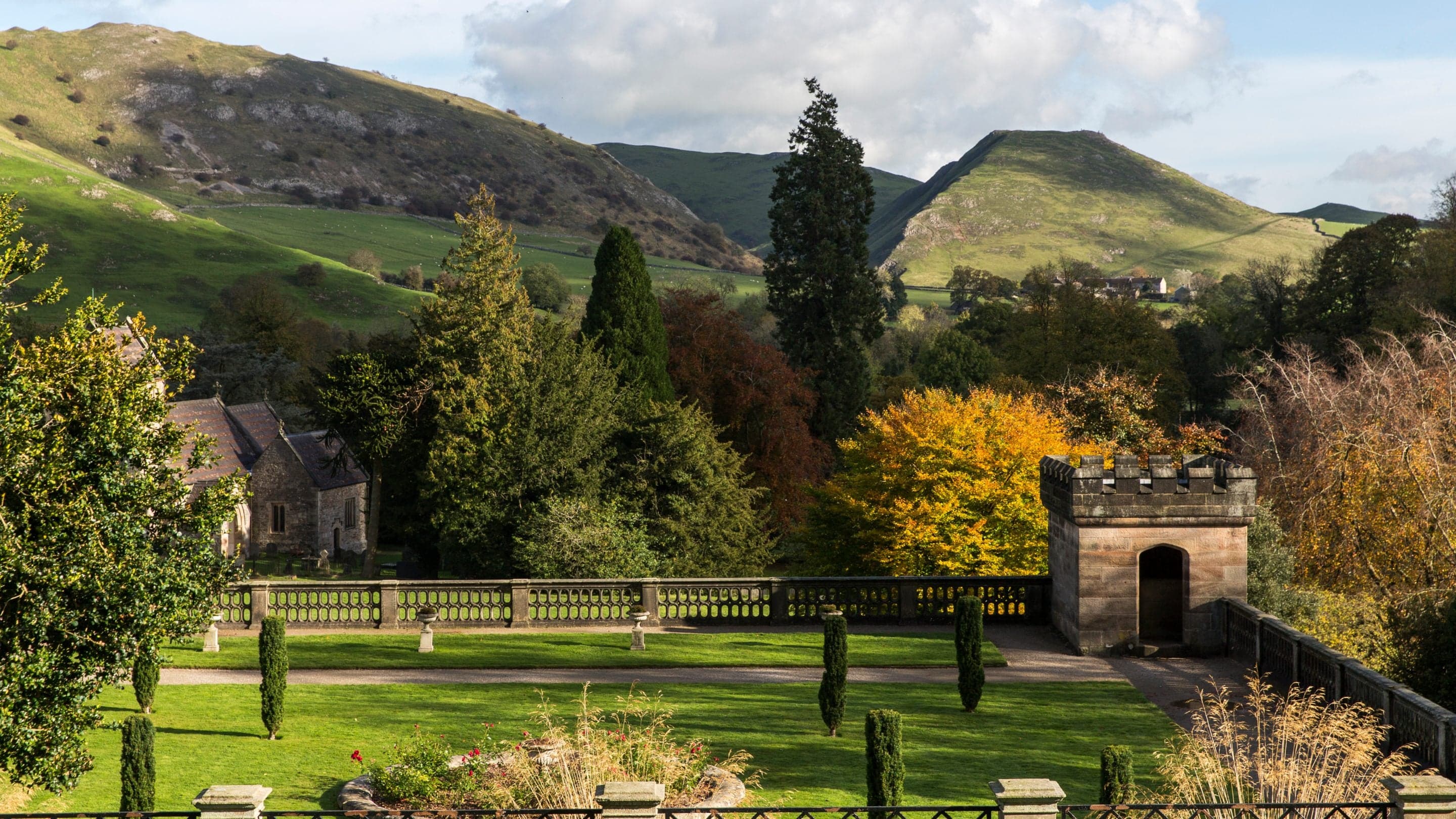 Ilam Park: Tales at Twilight Guided Walk