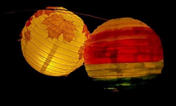 October Half-Term Art Adventures: Paper Lantern Decorating