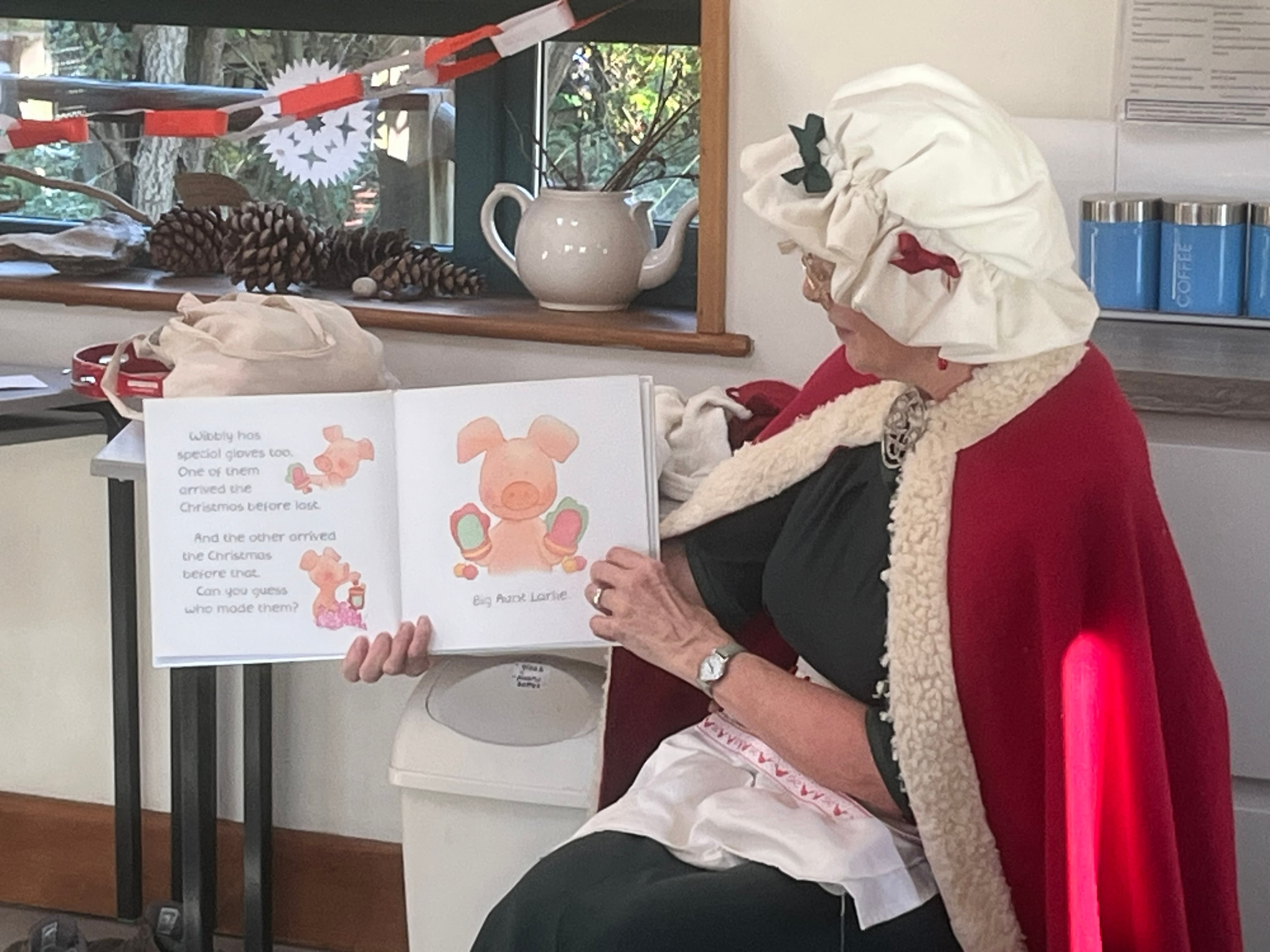 Storytime with Mrs Claus - Sutton Courtenay
