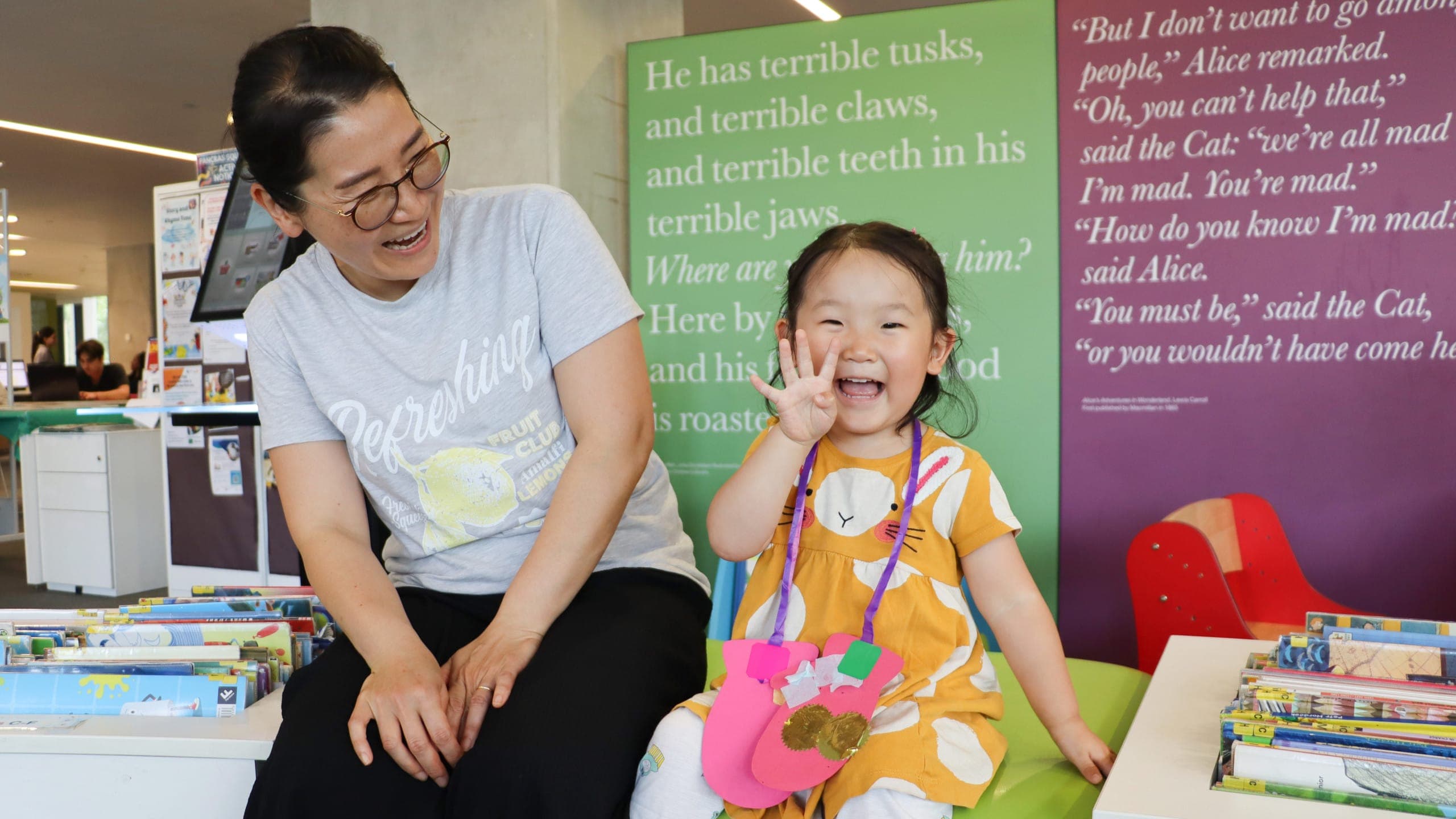 Bedtime Stories with the Foundling: British Library BSL Family Festival