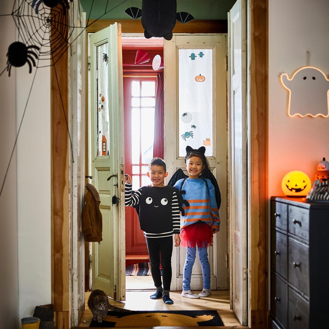Halloween Dress-Up & Craft Party