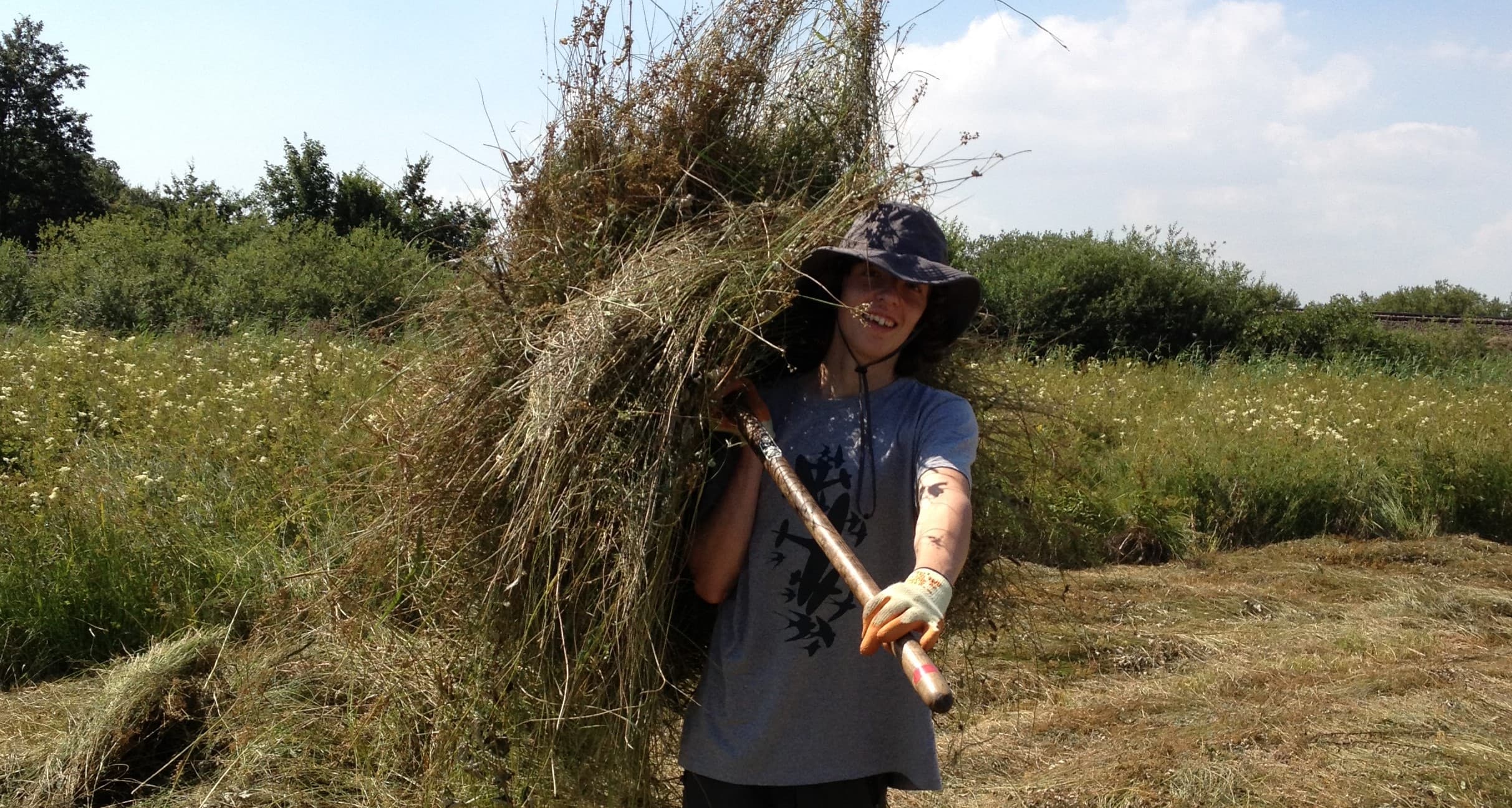 Young Wardens at Carlton Marshes
