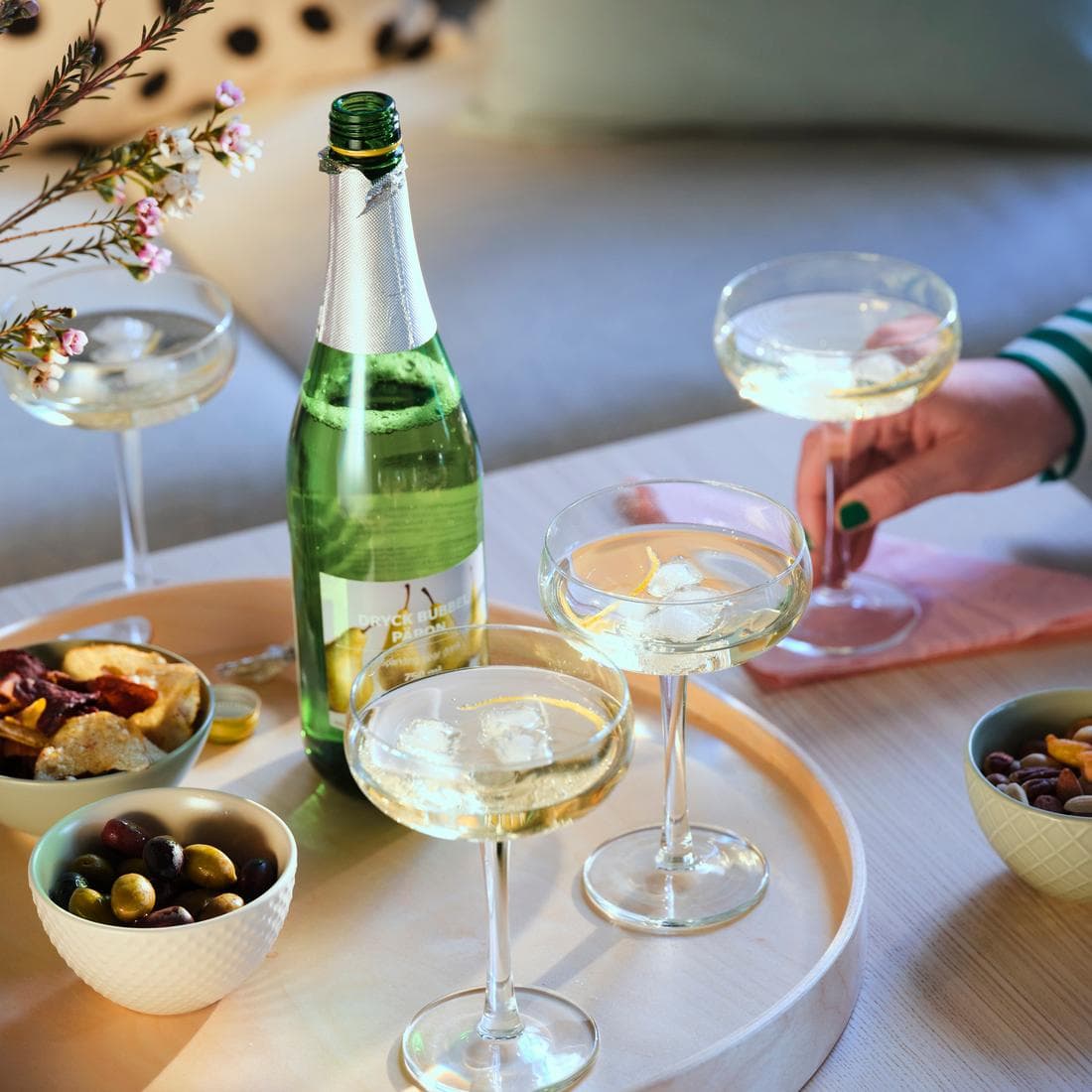 Cosy and Create: Sip and Paint!